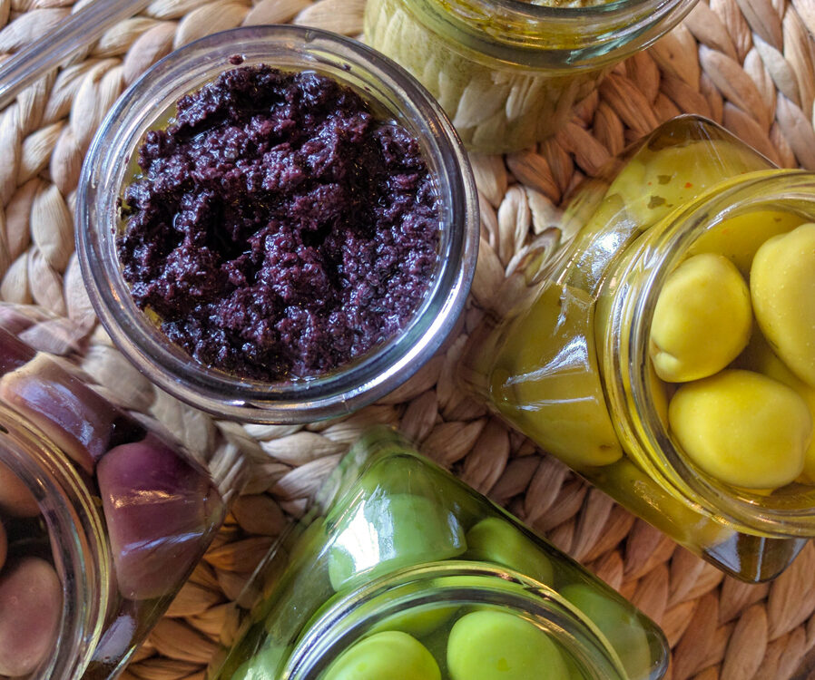 patè di olive nere leccino in extravergine
